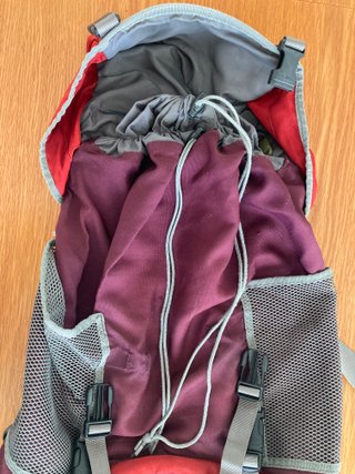 Mochila Ferrino 50 Limit Roja y Burdeos Vintage