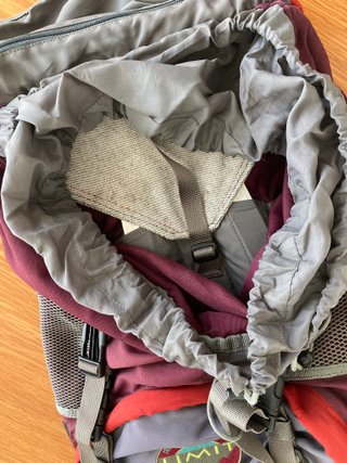 Mochila Ferrino 50 Limit Roja y Burdeos Vintage