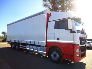 MAN TGX 26 440-CAMIONES LONAS / TAUTLINER