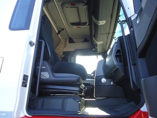 MAN TGX 26 440-CAMIONES LONAS / TAUTLINER