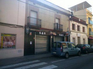 2 locales 2 casas restaurante