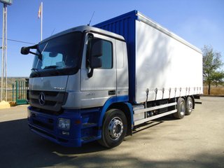 Mercedes ACTROS 25 44-CAMIONES LONAS / TAUTLINER