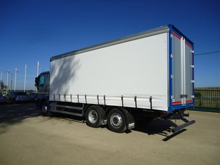 Mercedes ACTROS 25 44-CAMIONES LONAS / TAUTLINER