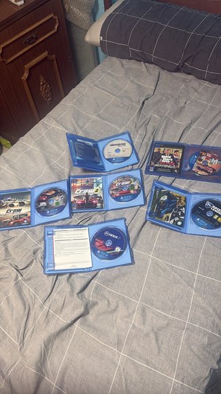 Pack Juegos PS4: Uncharted, GTA V, FIFA 19, Crew