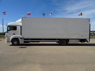 MAN TGS 18 320-CAMIONES FURGONES
