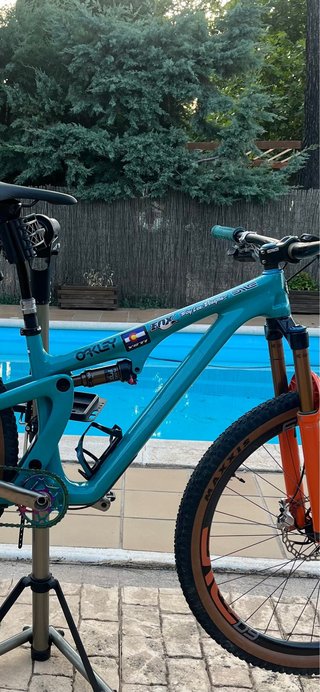 Cuadro Yeti SB115