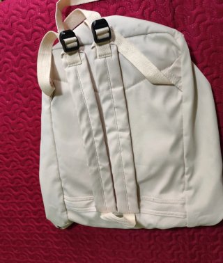 Mochila color crudo