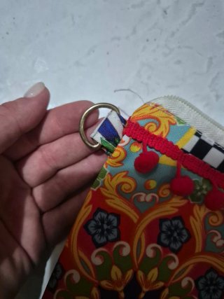 Borsello Sicilia Multicolor con Pomponcini Rossi