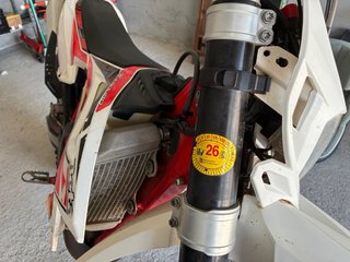 Beta Moto Enduro/Motocross Roja y Blanca