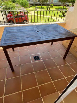 Mesa y 4 sillones multiposicion en madera de teca