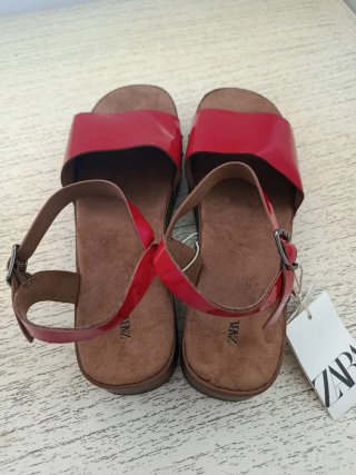 Sandalias Zara Rojas Talla 38