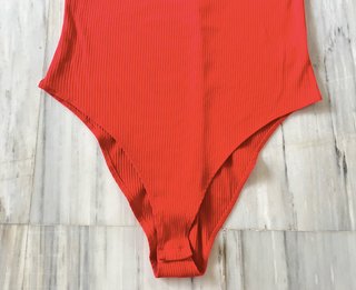 Body rojo canalé de tirantes H&M