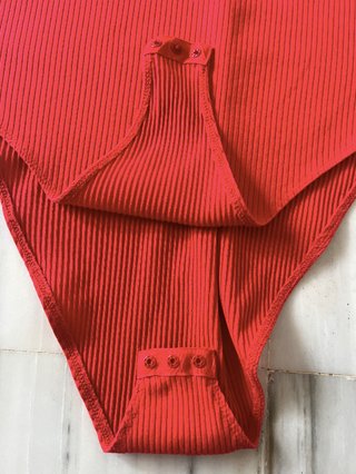 Body rojo canalé de tirantes H&M