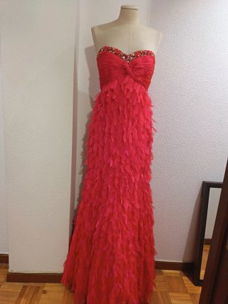 Vestido de fiesta rosa,coral
