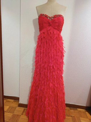 Vestido de fiesta rosa,coral
