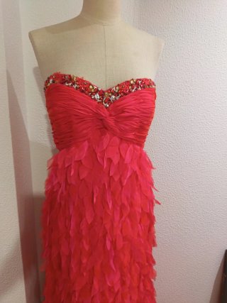 Vestido de fiesta rosa,coral