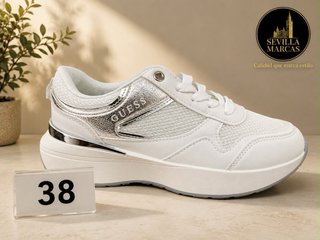 Zapatillas Lacoste Talla 38 Oro y Verde