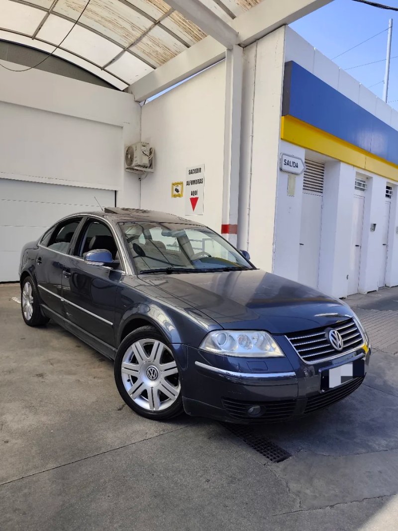 VOLKSWAGEN PASSAT 2.5TDI V6 180CV 4MOTION - foto 1