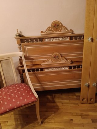 Dormitorio madera casi sin usar con mesa pc