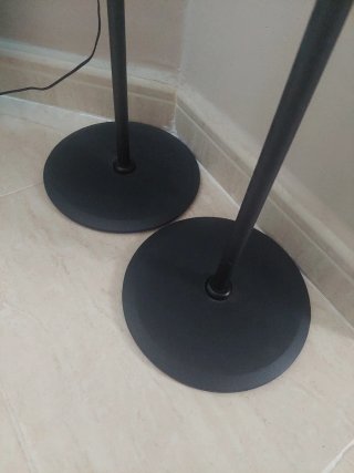 Soportes para altavoces cine en casa