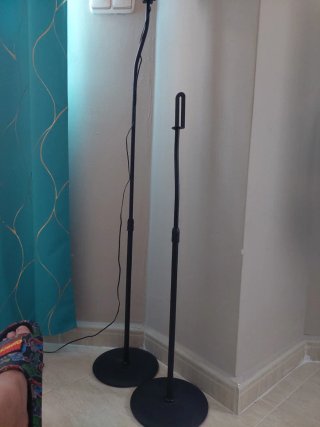 Soportes para altavoces cine en casa