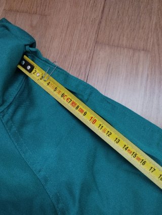 Mono de trabajo verde
