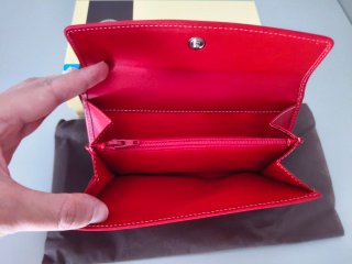 Cartera de piel roja, El Potro