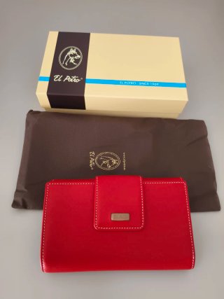 Cartera de piel roja, El Potro