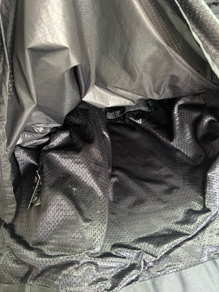 Chaqueta de moto LEM negra con detalles amarillos