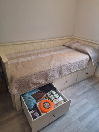 cama convertible en matromonio, IKEA