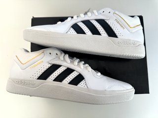 Zapatillas Adidas Tyshawn Talla 43.5