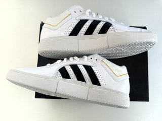 Zapatillas Adidas Tyshawn Talla 43.5