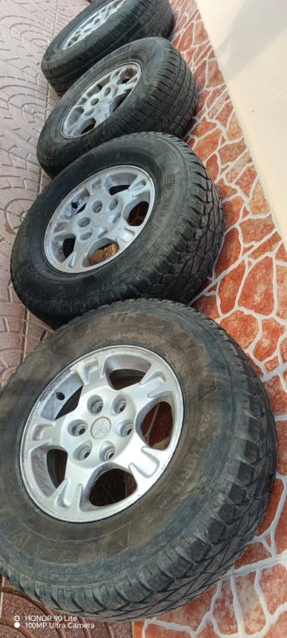 Ruedas Mitsubishi Montero V60