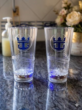 2 Vasos Royal Caribbean con luz Led en la base