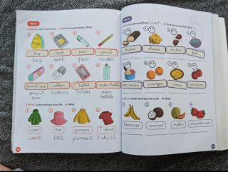 Open Up 1 Course Book (Spain)