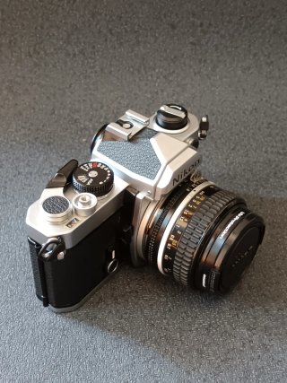 Nikon FM Cámara Analógica Plata + Nikkor 50mm 1.8