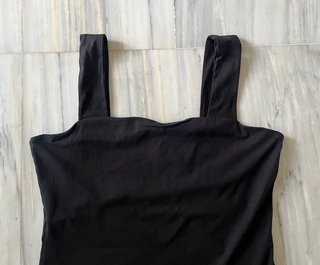 Body negro de tirantes anchos H&M