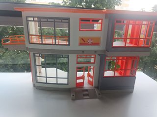 Playmobil Hospital Infantil + ambulancia Ref. 6657