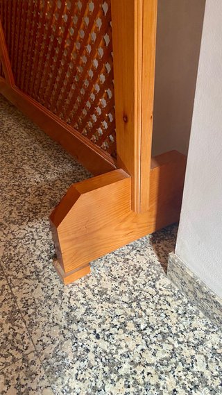 Separador de ambientes de madera