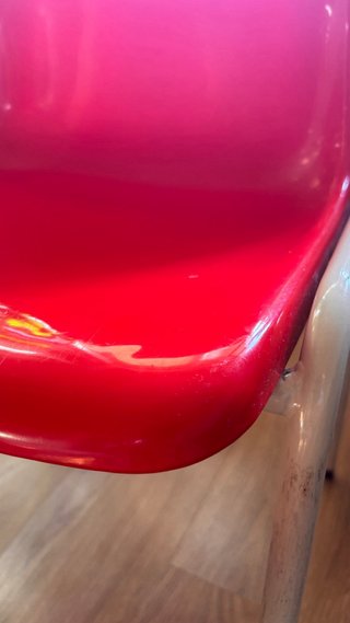 Lote 4 Sillas Apilables Vintage Rojas