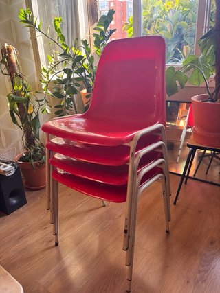 Lote 4 Sillas Apilables Vintage Rojas