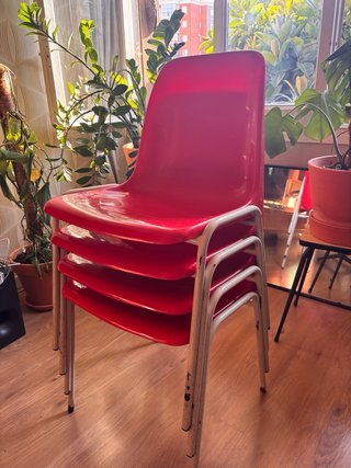Lote 4 Sillas Apilables Vintage Rojas