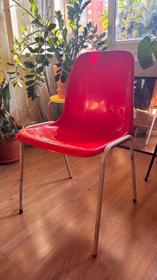 Lote 4 Sillas Apilables Vintage Rojas