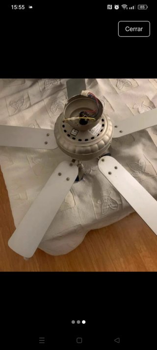 Ventilador de techo plata y azul