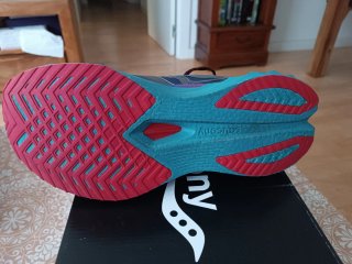 Saucony Endorphin Speed 4 Talla 45