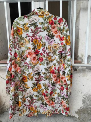 Camisa larga estampada flores