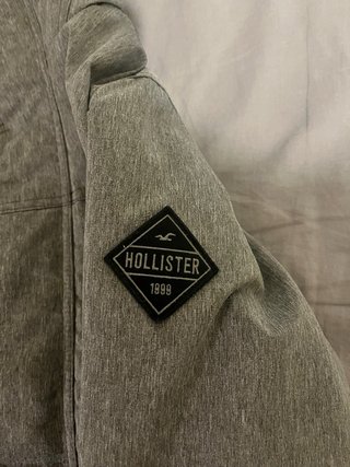 Abrigo Hollister
