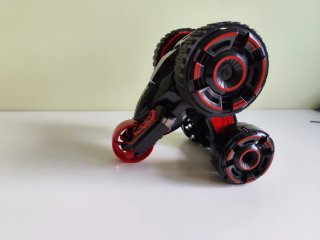 Coche teledirigido RC negro y rojo