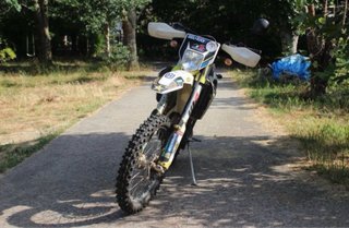Husqvarna FE 350 Enduro Blanca
