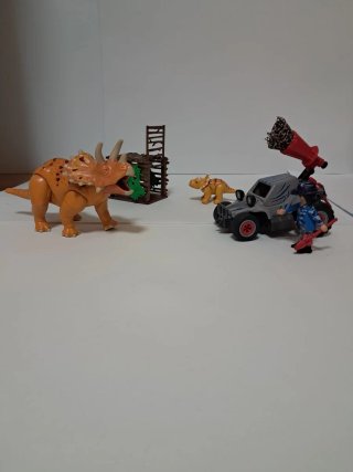 Playmobil 9434 Dinosaurios Triceratops